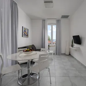Apartments Club Vala , Selce Kroatien